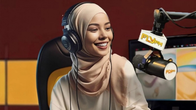 Fly FM cherche son prochain DJ IA en échange du clonage de sa voix et de sa personnalité