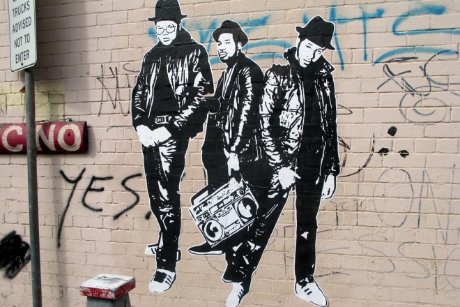 Run DMC sort une compilation de ses influences hip-hop, disco et soul