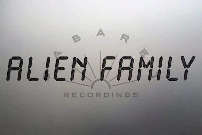 'Alien Family', la compilation du label Cabaret Recordings rassemble Spacetravel, Binh et So Inagawa