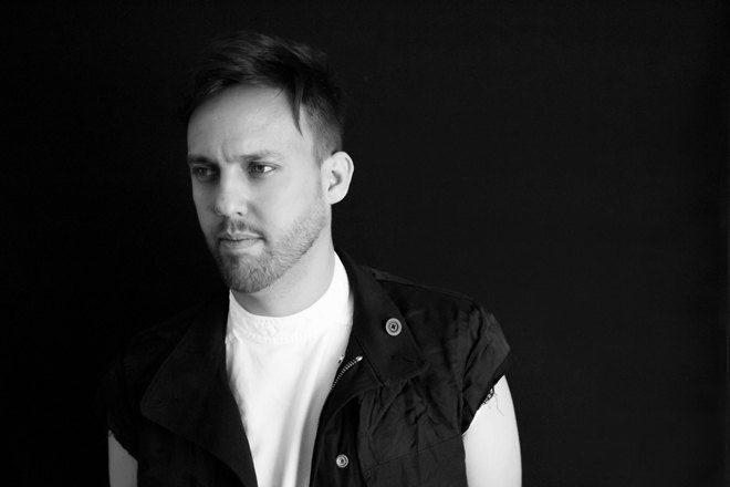 Découvrez le côté deep, sombre et cosmique de Maceo Plex sur 'The Tesseract'