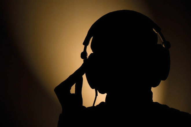 Amazon dépose un brevet pour un casque audio réactif aux sons ambiants