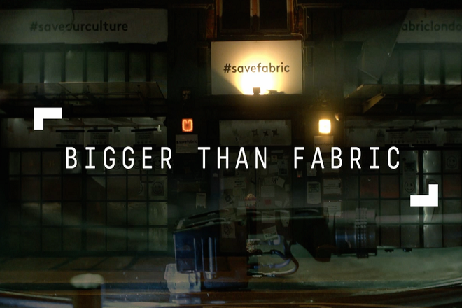 "Bigger Than Fabric" : un court-métrage explorant le déclin de la culture des clubs à Londres