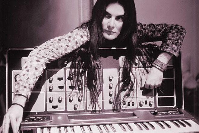 100 tracks pour célébrer l’influence des femmes sur l’histoire de la musique électronique
