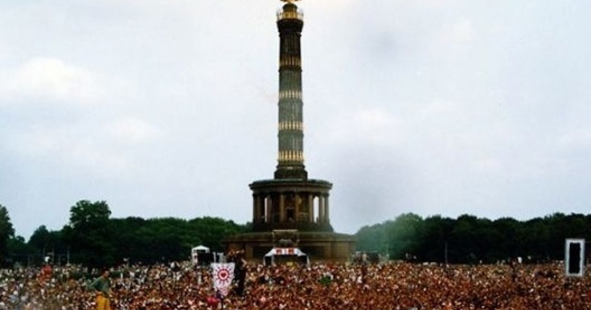 Berlin: La Love Parade pourrait faire son grand retour après 10 ans ...