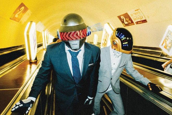 Rencontre avec Taft Plunk, le duo qui incarne Daft Punk en Ukraine